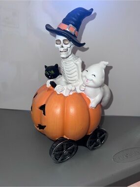 Skeleton Pumpkin Car Figure
